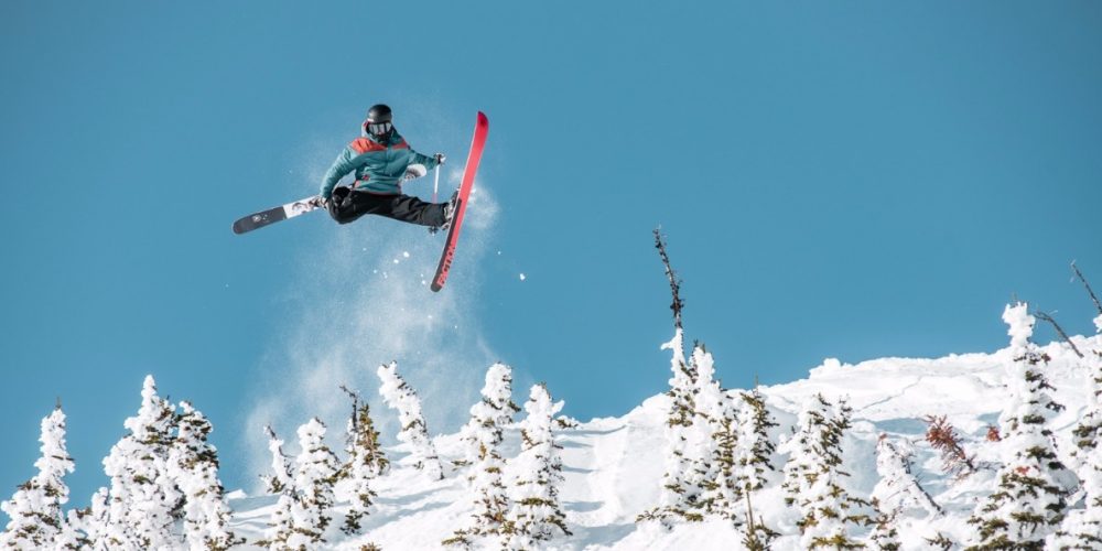 Choisir le bon ski pour votre séjour a la montagne