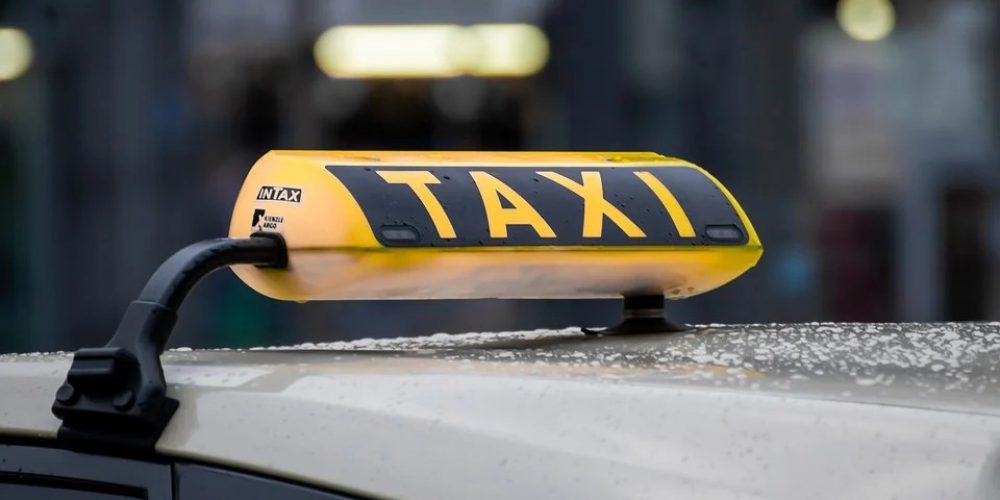 Les services de taxi classiques sont pratiques et fiables